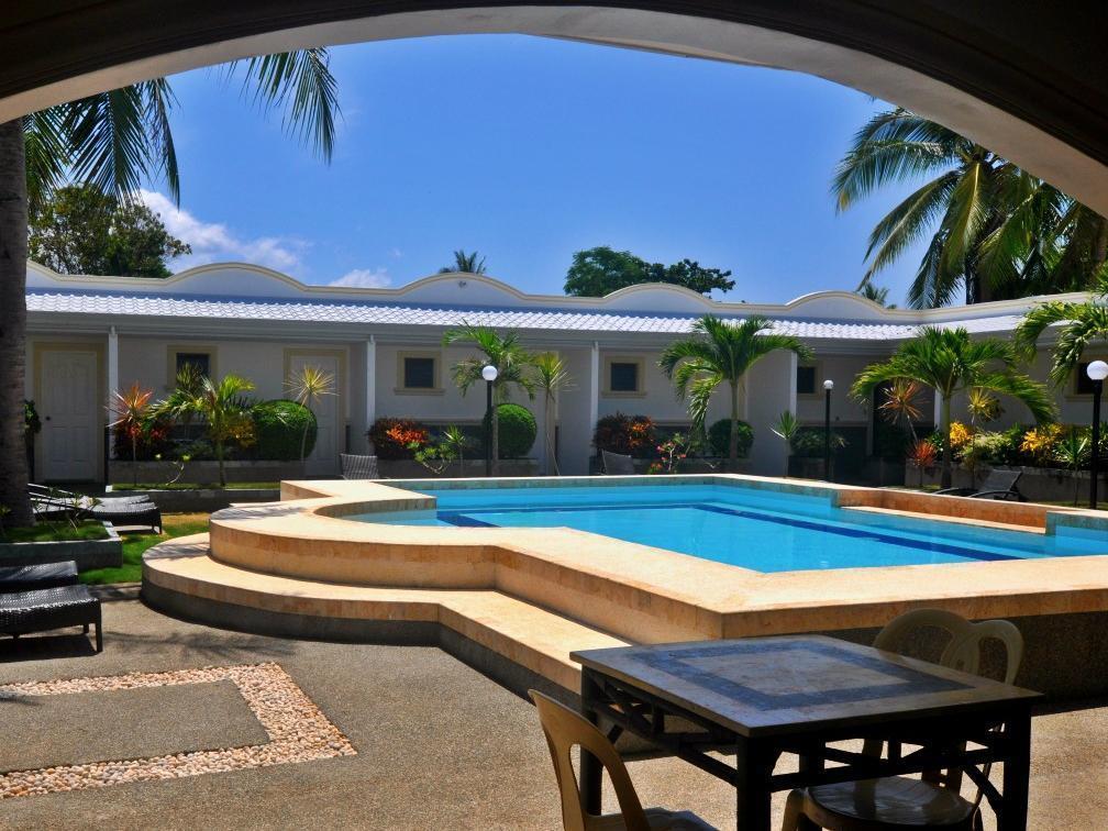 Villa Del Pueblo Inn Panglao Island Exterior photo